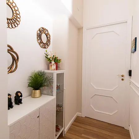 Guest house Casa Megaride 3*