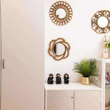 Vendégház Casa Megaride