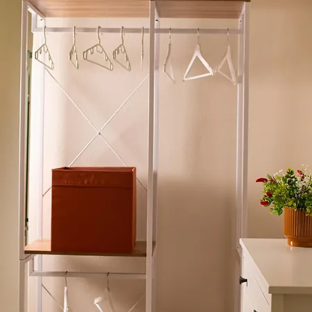 Vendégház Casa Megaride